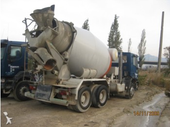 Iveco Trakker  260 E 34 - Mikser za beton