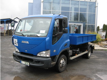  AVIA D100 4x2Abrollkipper - Kamion za prevoz kontejnera/ Kamion sa promenjivim sandukom