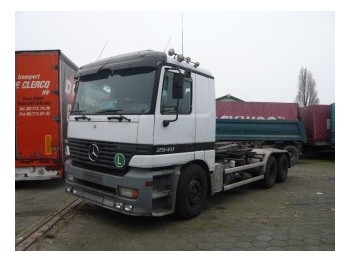 Mercedes-Benz 2540 - Kamion za prevoz kontejnera/ Kamion sa promenjivim sandukom
