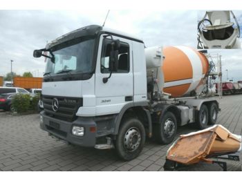 Kamion za prevoz kontejnera/ Kamion sa promenjivim sandukom Mercedes-Benz Actros 3241 B 8x4  Wechselfahrgestell Mulde+Misc: slika 1