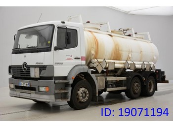 Kamion cisterna za prevoz goriva Mercedes-Benz Atego 2533 - 6x2: slika 1