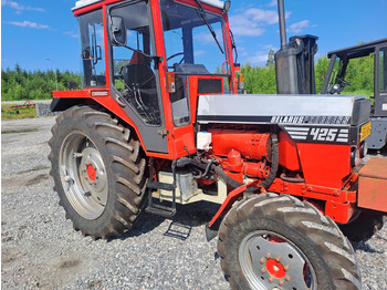 BELARUS 425 - Traktor