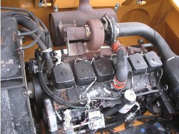 Case 6T-590  - Motor i delovi