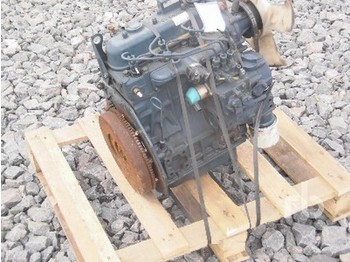 Kubota B1105 - Motor i delovi